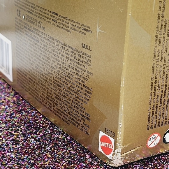 Vintage 1996 Barbie Avon Winter Rhapsody Special Edition Doll - Picture 12 of 14